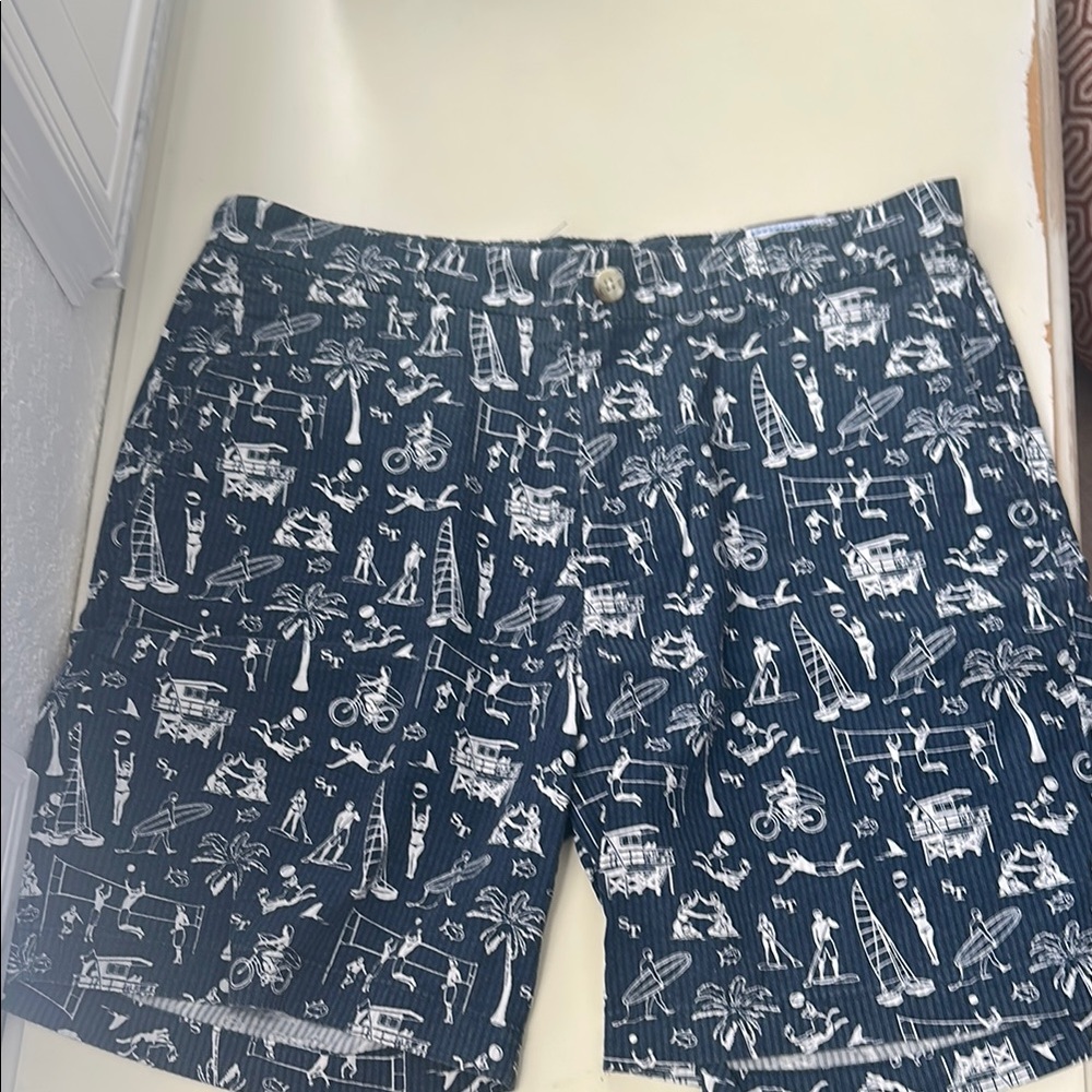 Southern tide Navy Blue Surf pattern Shorts